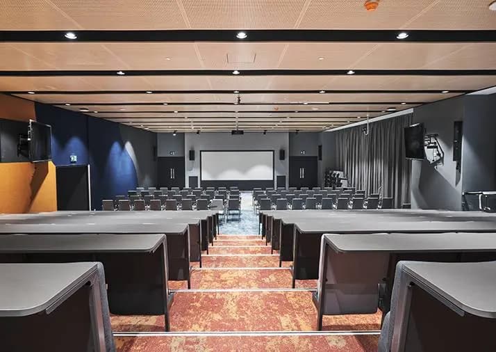 University of Wollongong in Dubai (UOWD) campus